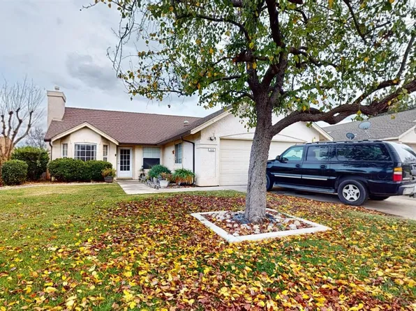 340 Peel Ln, Waterford, CA 95386