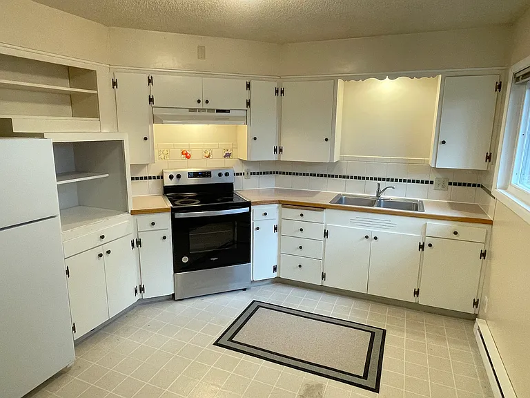 720 NE 69th Ave #720 — Photo 6