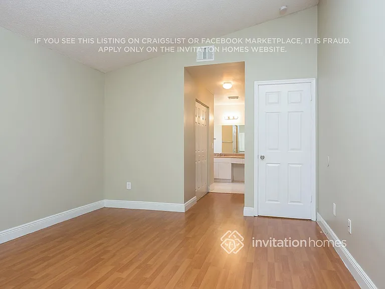 15927 SW 82nd St — Photo 11