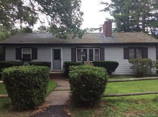 14 Gardonia St, Wareham, MA 02571