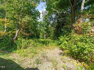 1127 Meadowdale Road, Altamont, NY 12009