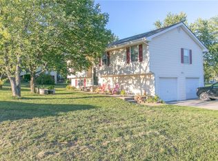 133 NE 1261st Rd, Knob Noster, MO 65336