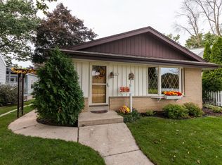 1327 S 112th St, West Allis, WI 53214