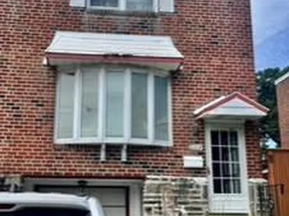 2818 Tremont St, Philadelphia, PA 19136