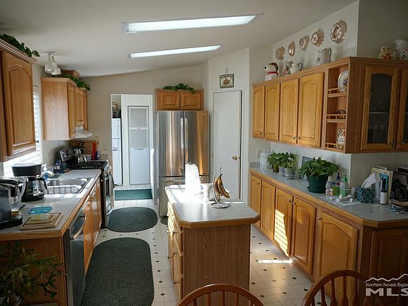 3rd image of 4266/4276 Kyle Dr