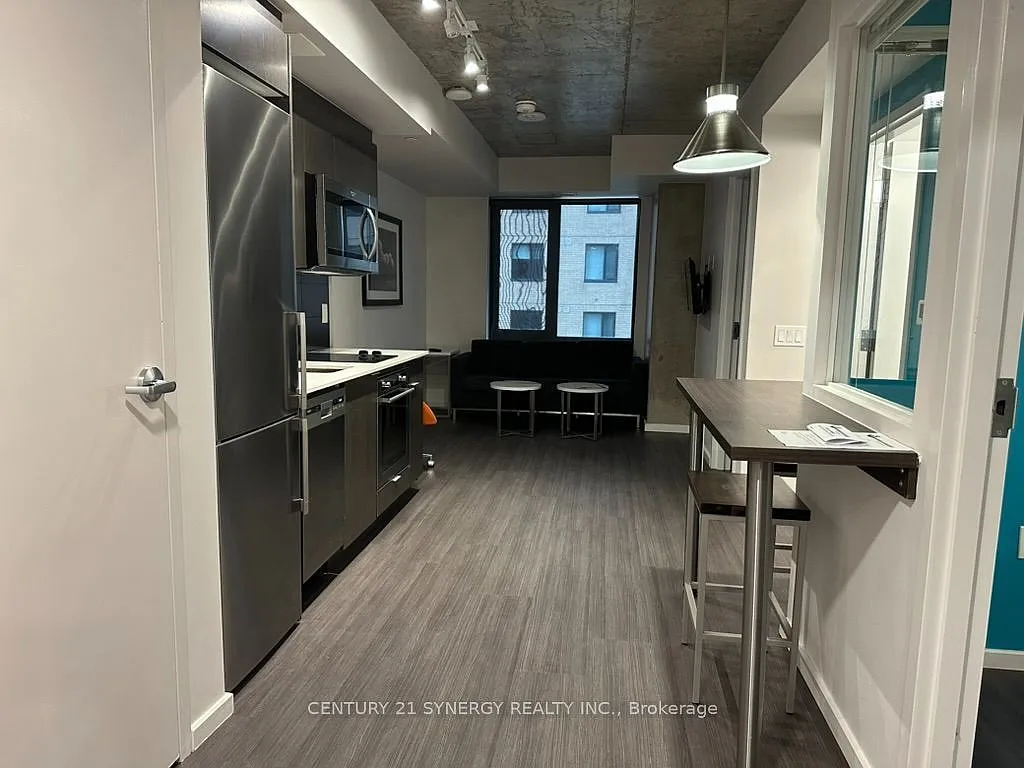 2 bed, $2,200 — Photo 4