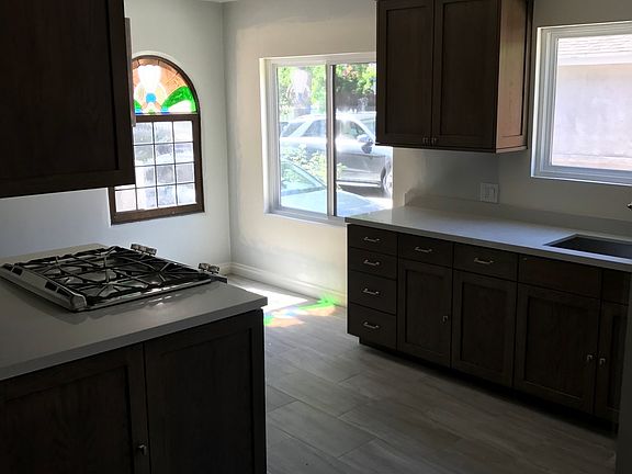 4th image of 4246 Camellia Ave