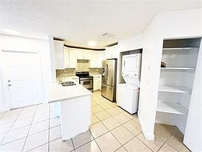 3rd image of 1136 NW 5th Court