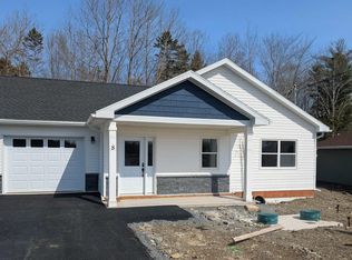 8 Shadebush Walk, Upper Sackville, NS B4E0X8