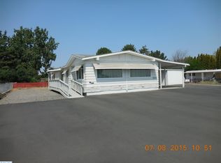 1804 S Huntington St, Kennewick, WA 99337