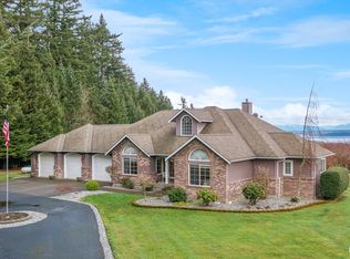 23 Whitehorse Ct, Camano Island, WA 98282