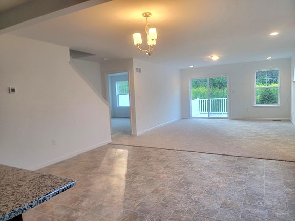 5th image of 45 Long Bend Dr