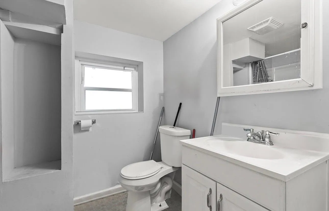 3 bed, $1,850 — Photo 3