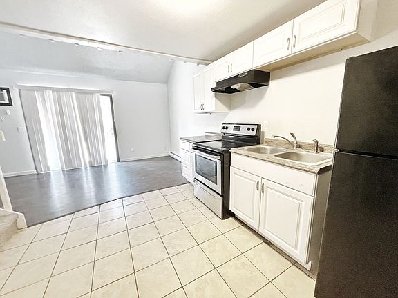 3rd image of 2907 E Wabash Ave Unit 5