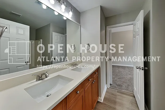 423 Evans Mill Dr — Photo 18