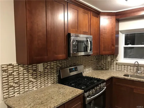 2560 Colden Ave #1, Bronx, NY 10469