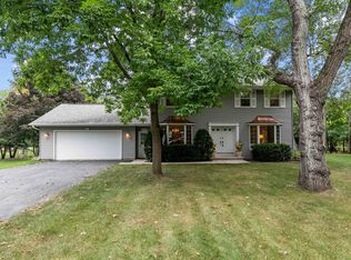 3792 Leonard Point Rd, Oshkosh, WI 54904