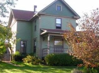 204 Dewey St, Sun Prairie, WI 53590