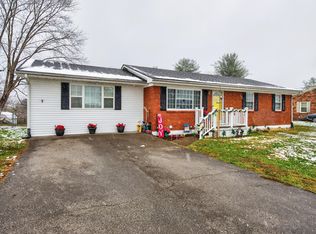 315 S Winn Ave, Irvine, KY 40336