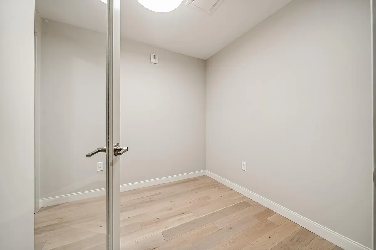 Floor plan 804 - 904