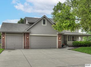 20905 Plum St, Elkhorn, NE 68022