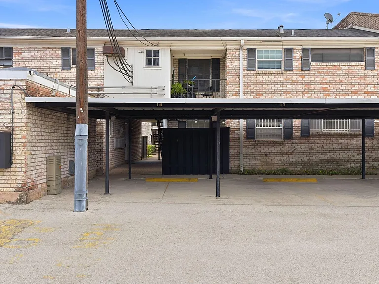 7900 Westheimer Rd #147 — Photo 37