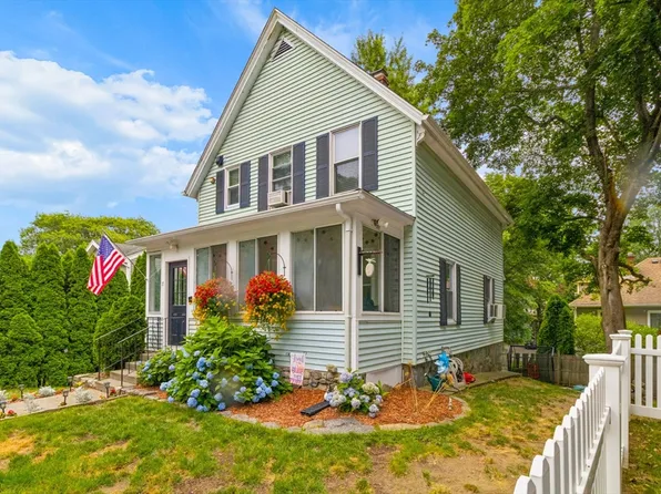17 Palmieri Dr, Hudson, MA 01749