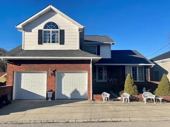 468 Chester St, Hazard, KY 41701