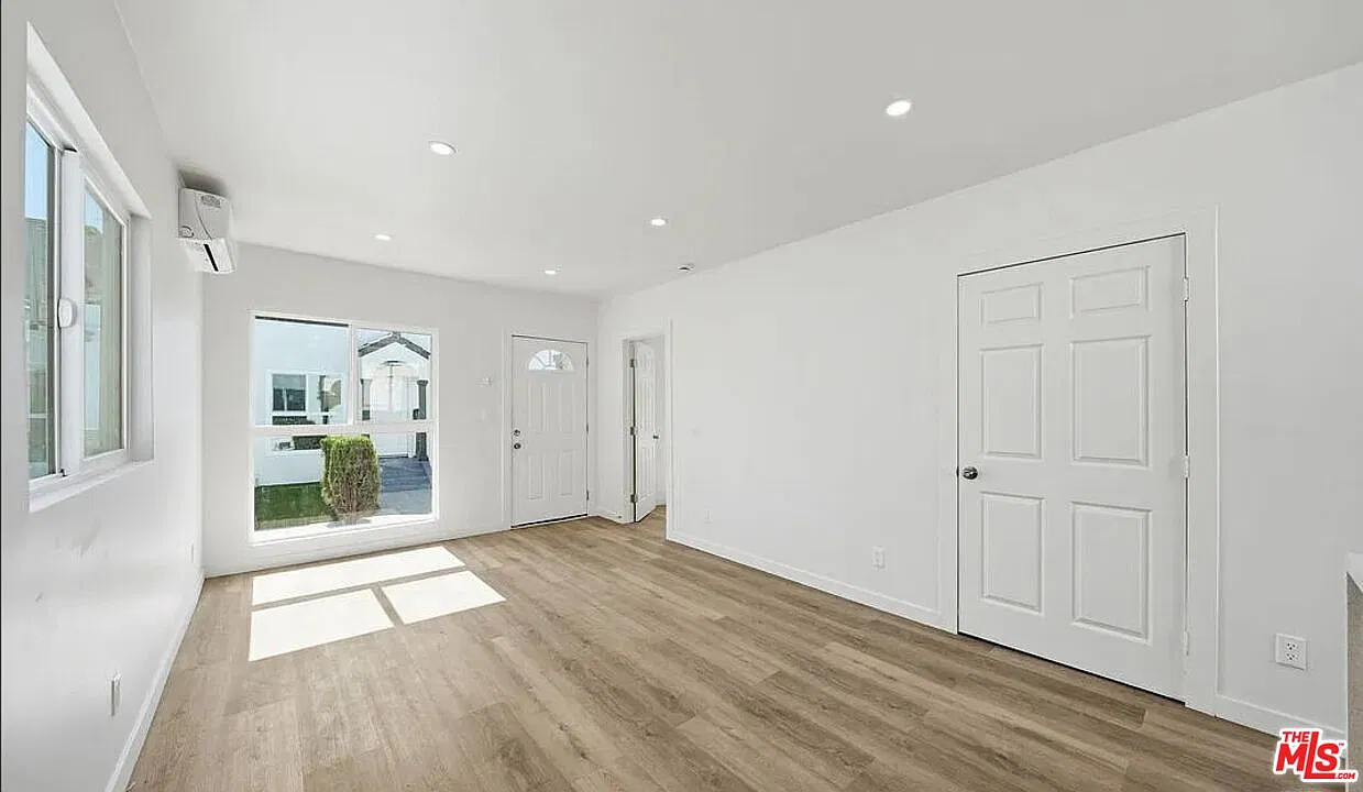 1 bed, 1.0 bath, 650 sqft, $2,199 — Photo 3