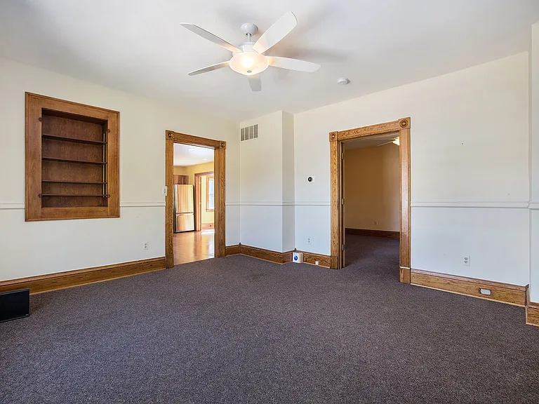 529 S Ashley St — Photo 11