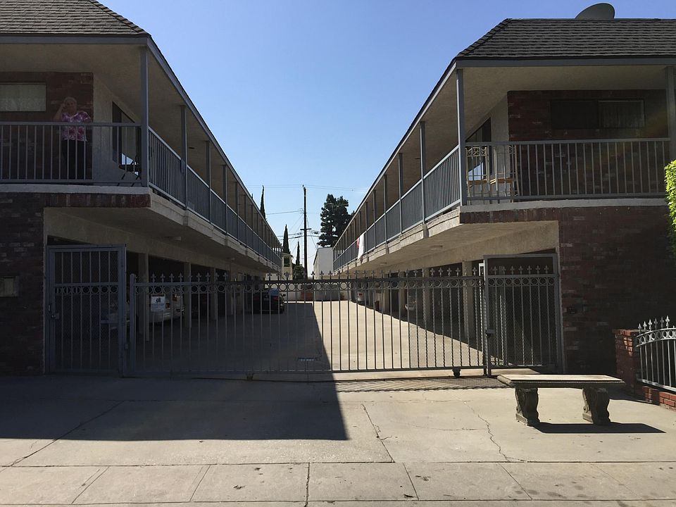 1st image of 342 E Providencia Ave