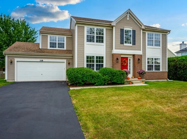 318 Chautauqua Ln, Sycamore, IL 60178
