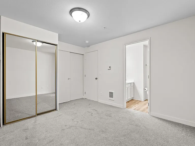 Spacious 2x2 Apartment Homes in Central Tacoma! — Photo 59