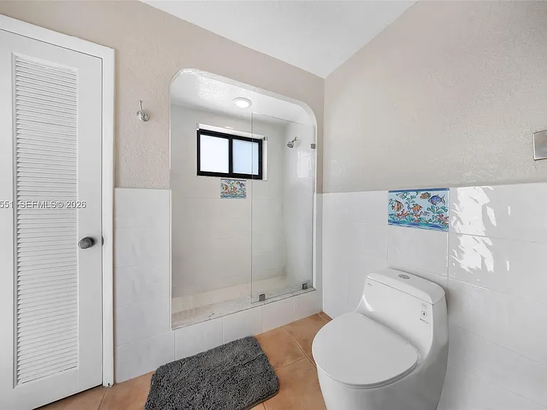 2752 NE 3rd St — Photo 21