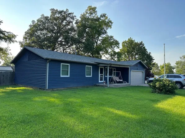 901 S Harkless Dr, Syracuse, IN 46567