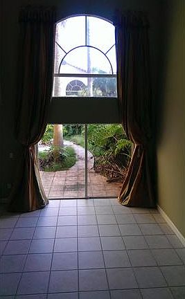 3rd image of 11356 NW 52nd Ln