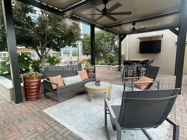 325 E Paces Ferry Rd NE #414 — Photo 27