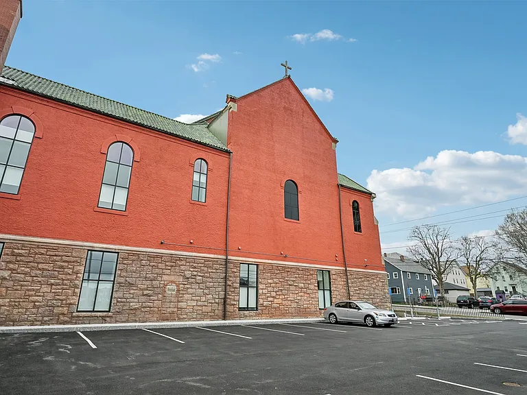 Sacred Heart Lofts — Photo 8