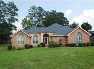 106 Twelve Oaks Ct, Prattville, AL 36066