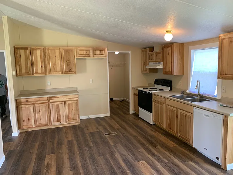 423 Rolling Block Dr — Photo 7