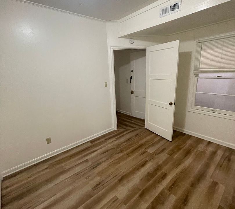 1st image of 229 W Broadway Ave APT 1