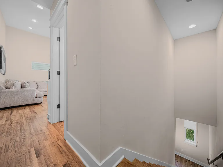 3109 Curtis St #A — Photo 10