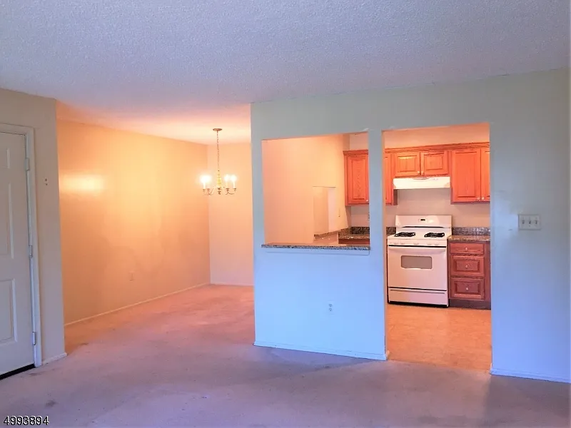 2 bed, 2.0 bath, $2,600 — Photo 3