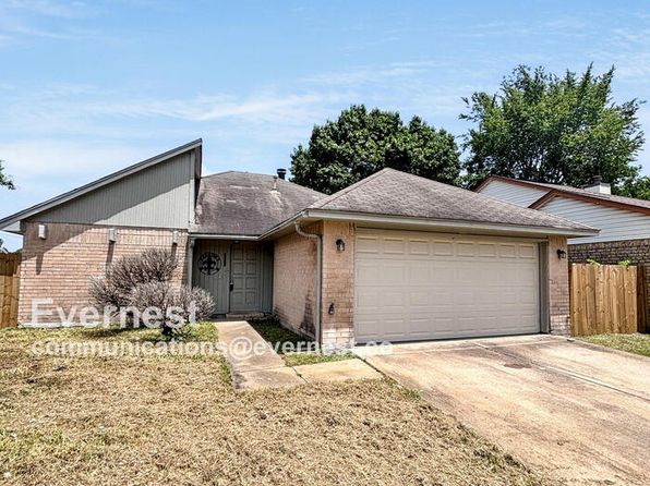 2038 Woodland Hills Dr
