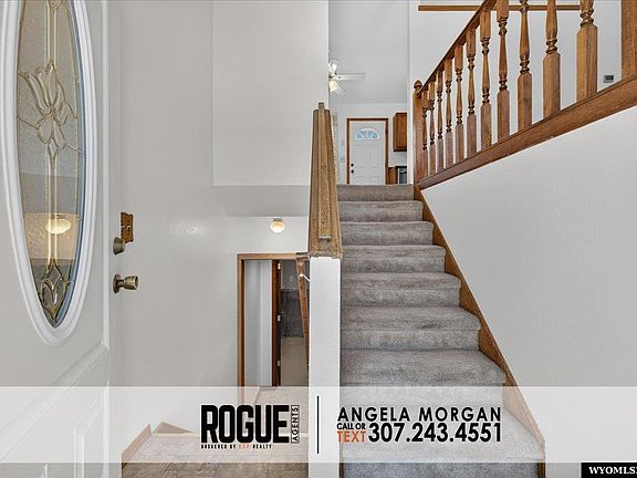 3rd image of 3018 Pheasant Dr