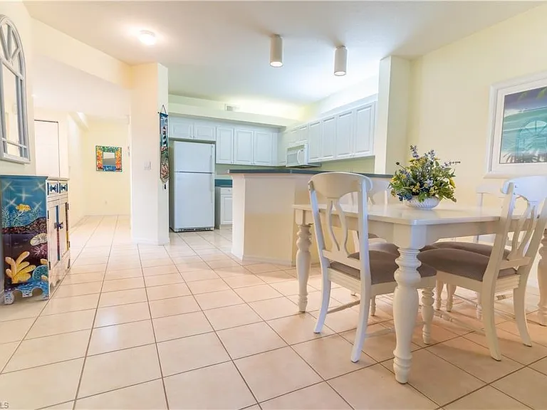 10910 Santa Margherita Rd #102 — Photo 11