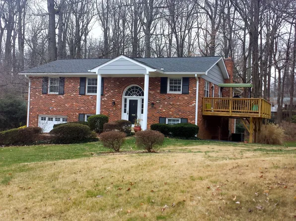 4912 Dodson Dr, Annandale, VA 22003