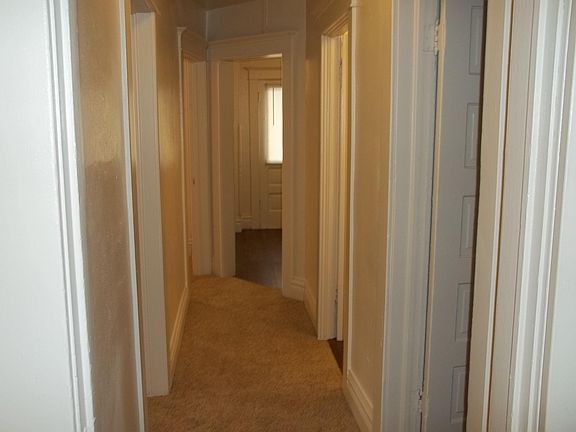 5th image of 900 S Pennsylvania St #1