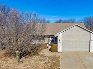 2337 N Duckcreek Ln, Derby, KS 67037