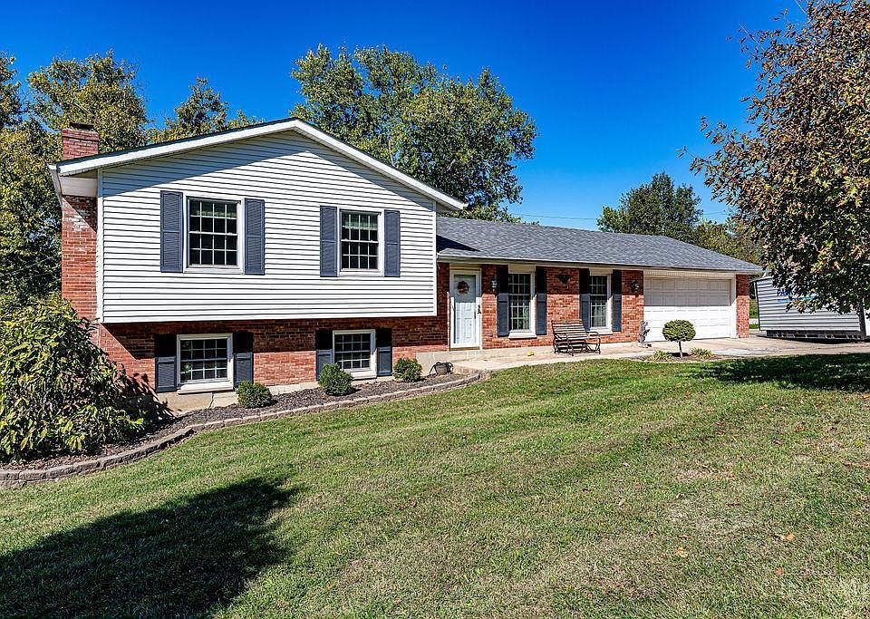 1st image of 2440 Salvatore Pl
